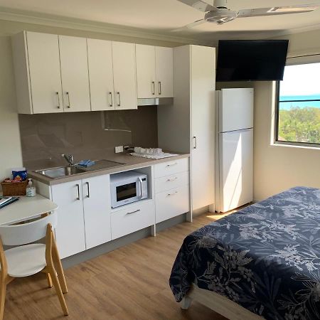 Island Views Bed and Breakfast Airlie Beach Buitenkant foto