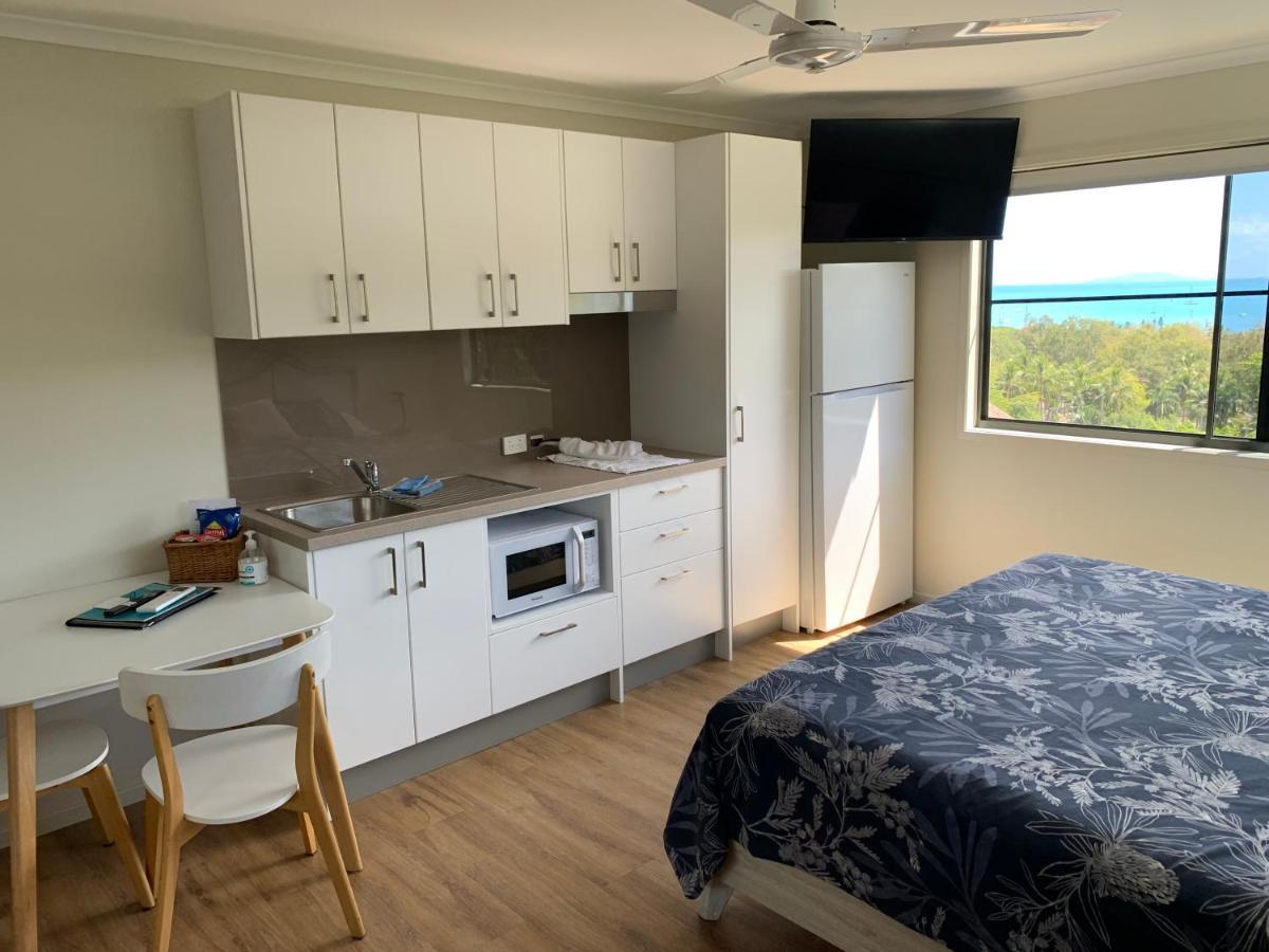 Island Views Bed and Breakfast Airlie Beach Buitenkant foto