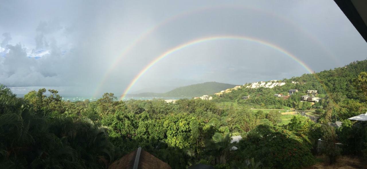 Island Views Bed and Breakfast Airlie Beach Buitenkant foto